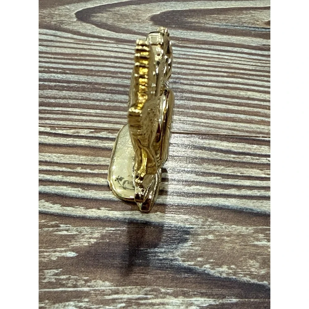 Quartex hummingbird miniature